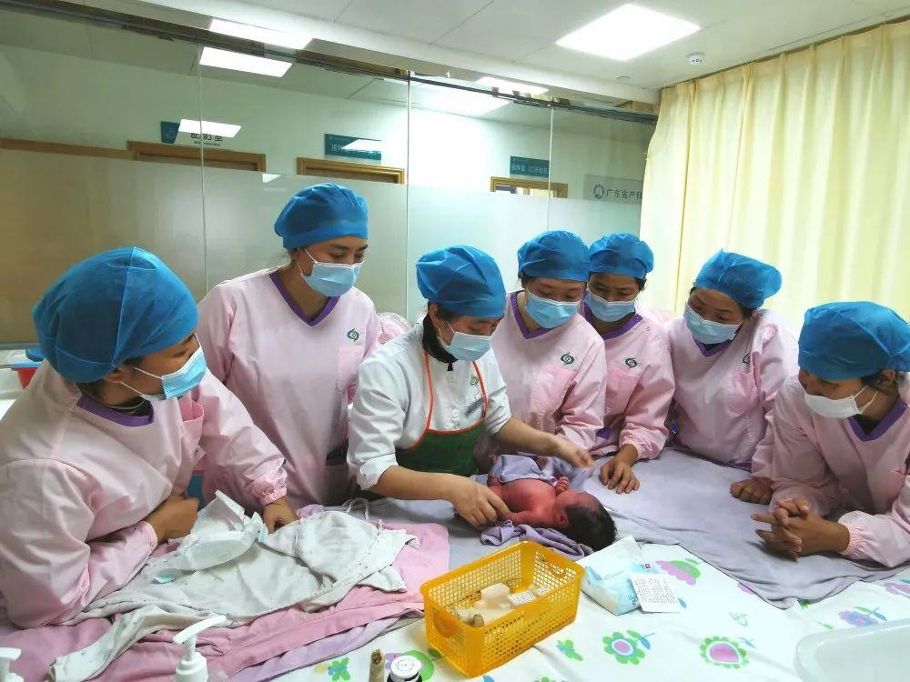 肃宁县妇婴监护型护送